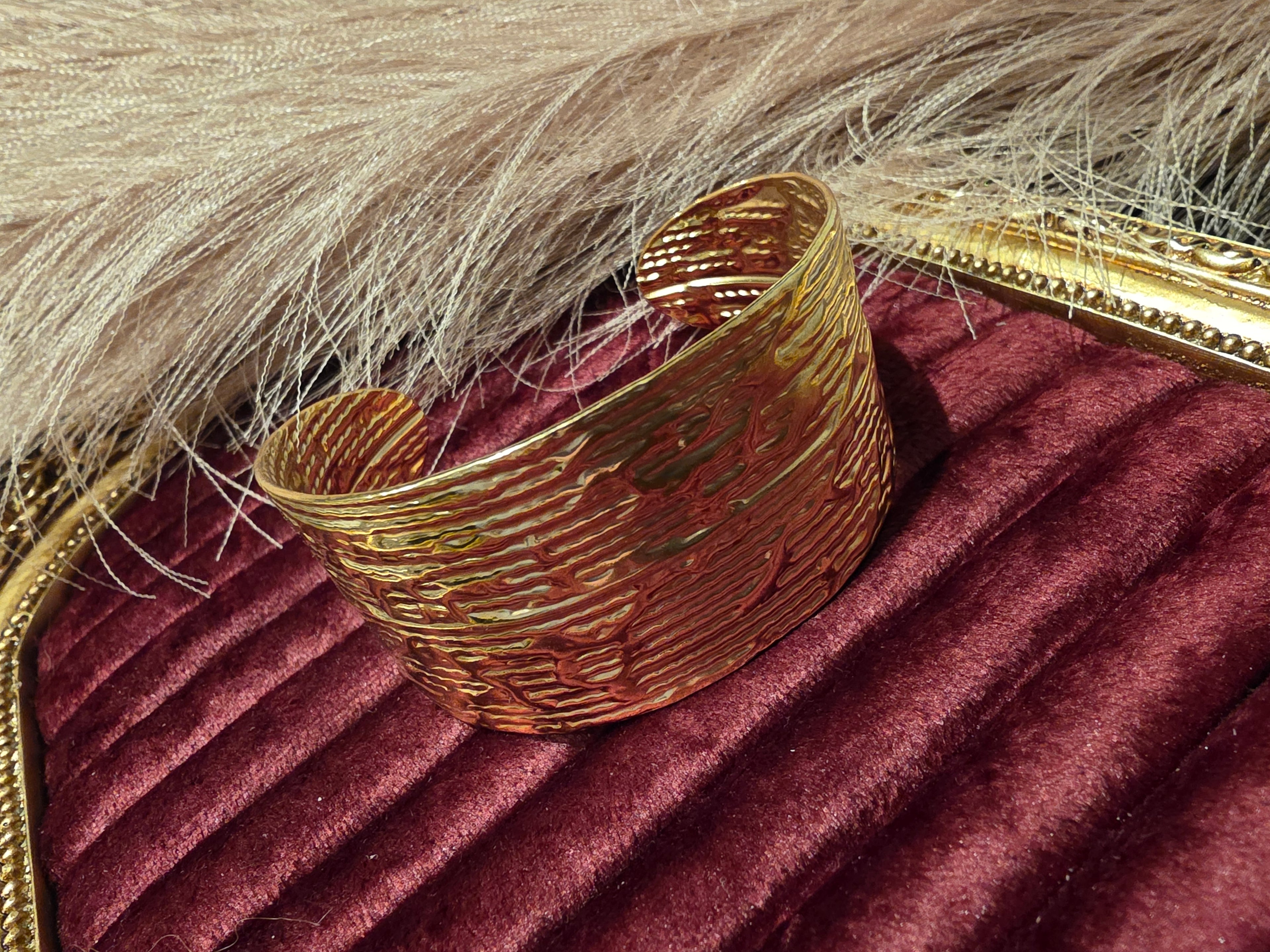 Wonder Woman Cuff